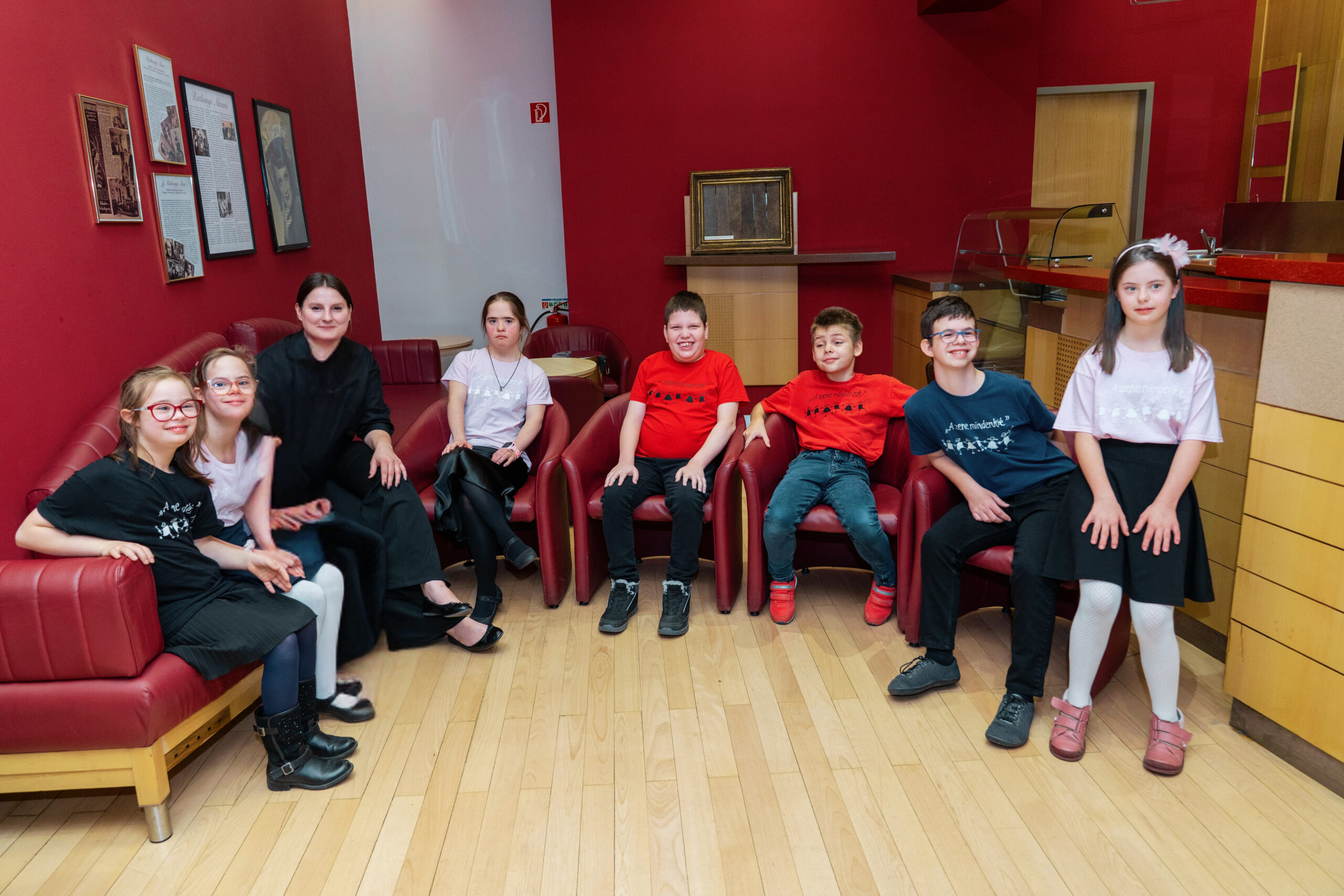 502eb74f-95e8-4d40-bcbd-f4c2f9a0d8e8